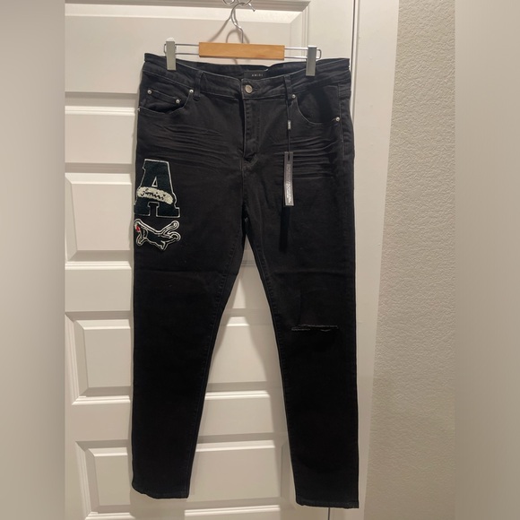 AMIRI Other - NWT Amiri Varsity Patch Logo Men's Black Distressed Jeans Size 38